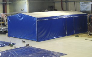 Техническая палатка для строительных нужд из ткани ПВХ